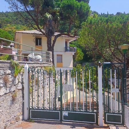 Forti Genova-Free Parking Castellaccio Apartment Экстерьер фото